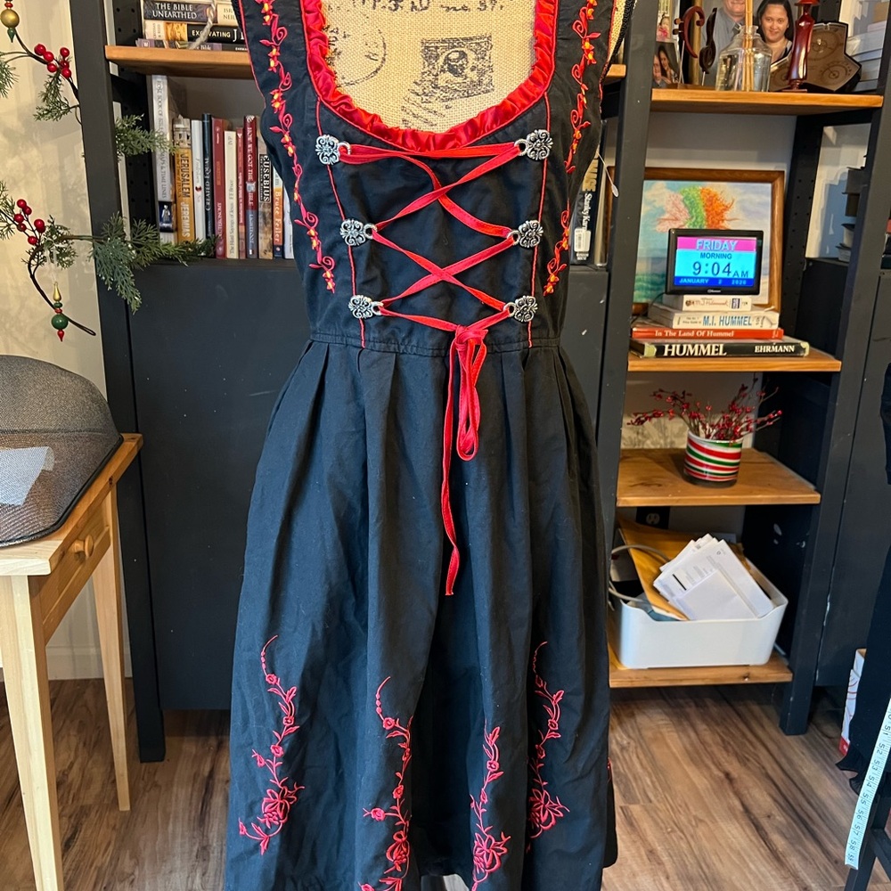Gaudi' Black Dress with Red Embroidery and Lace-Up Detail